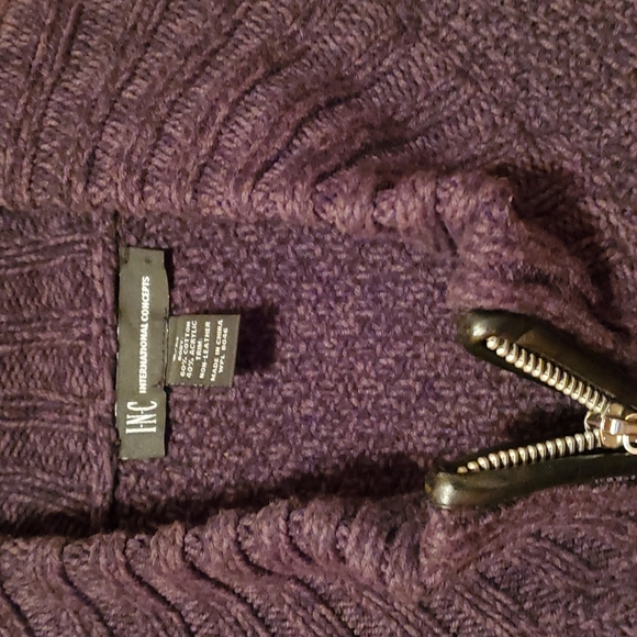 Womens Inc zip up sweater - Picture 2 of 3